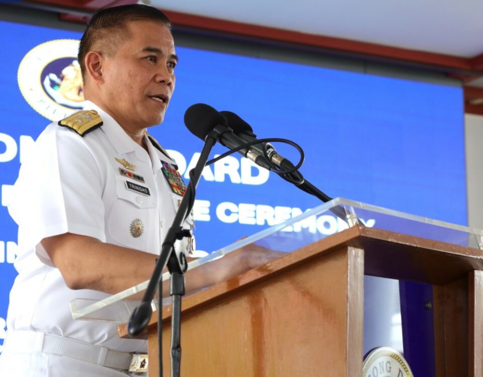 Sinusubaybayan ng 2 Chinese language boat ang pag-usad ng Aurora gayunpaman hindi na mahiyain ang PCG